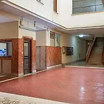 Henry\'S House